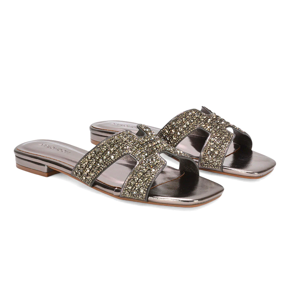 New Arrivals/New In Flat Sandals